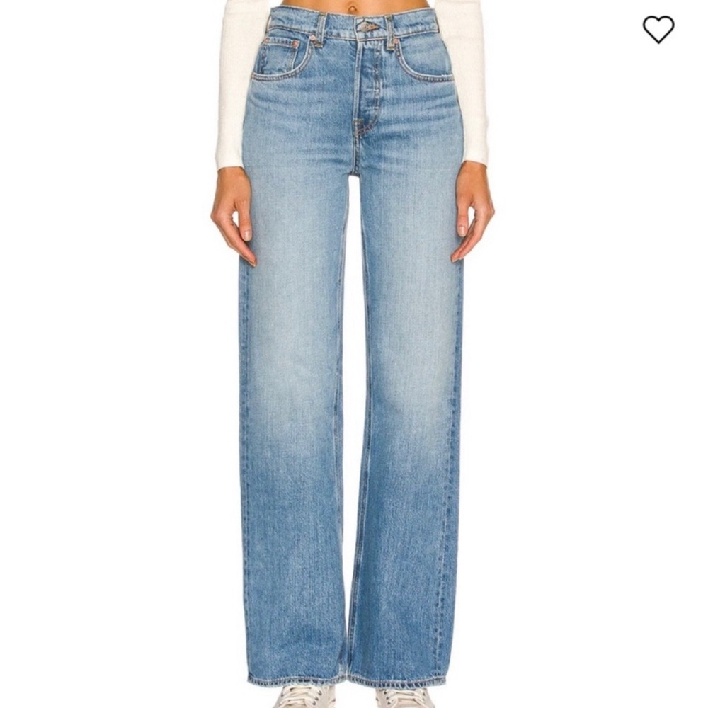Grlfrnd 'Brooklyn' Jeans Size 26 High Rise Loose Straight NWOT 
Fast shipping!
